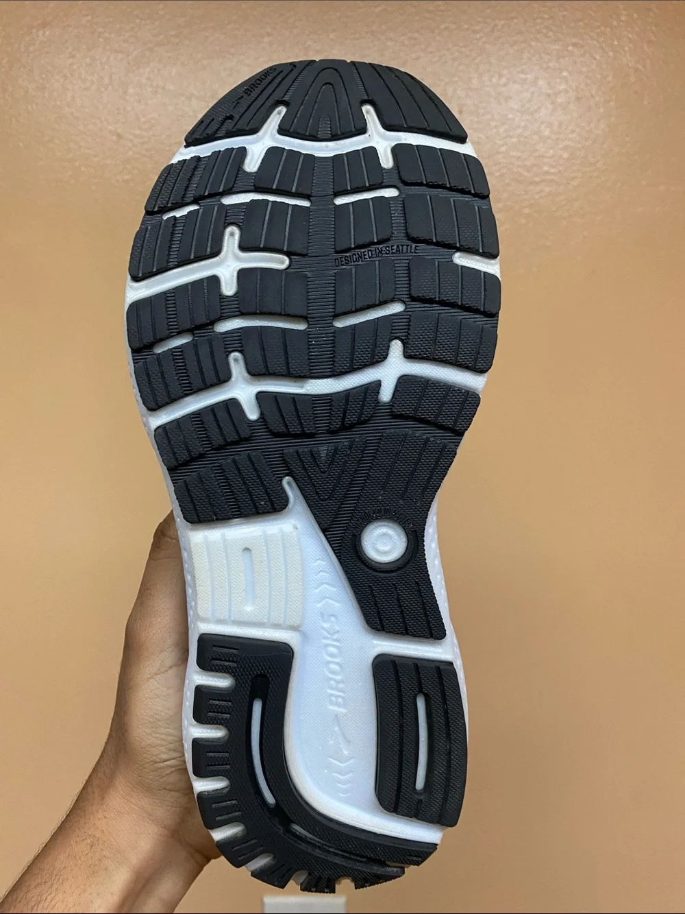 Brooks Ghost 16 Women's Running Sneakers “Black/Grey/White” Size 9.5 Medium